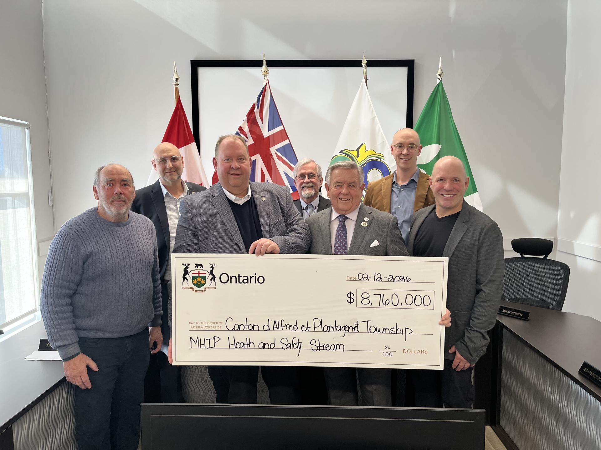 MPP Stéphane Sarrazin alongside council and Township staff